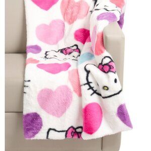 HELLO KITTY Lots Of Hearts Faux Fur Throw